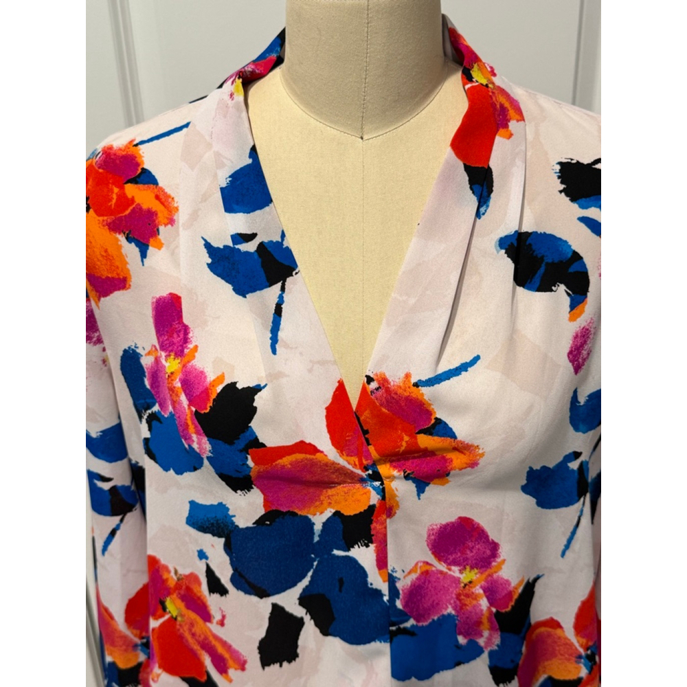 Women's Vince Camuto Blouse M White Multicolor Floral Long Sleeve blouse - Picture 2 of 9